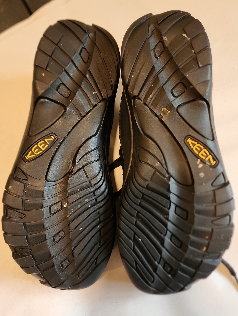 Keen Presidio Magnet Black Leather Suede Outdoor Casual Trail Women's size 8 - Picture 8 of 9